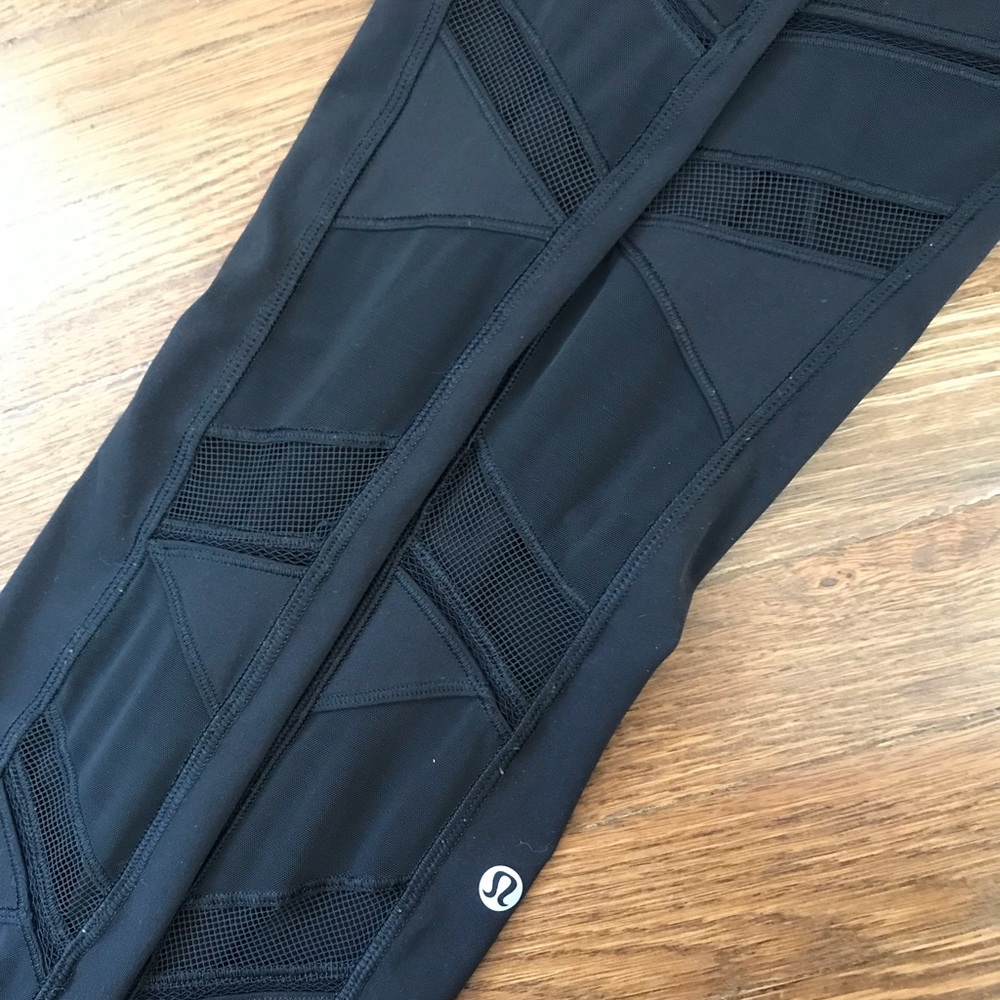 Lululemon Mesh Speed Up Tights - Picture 4 of 5